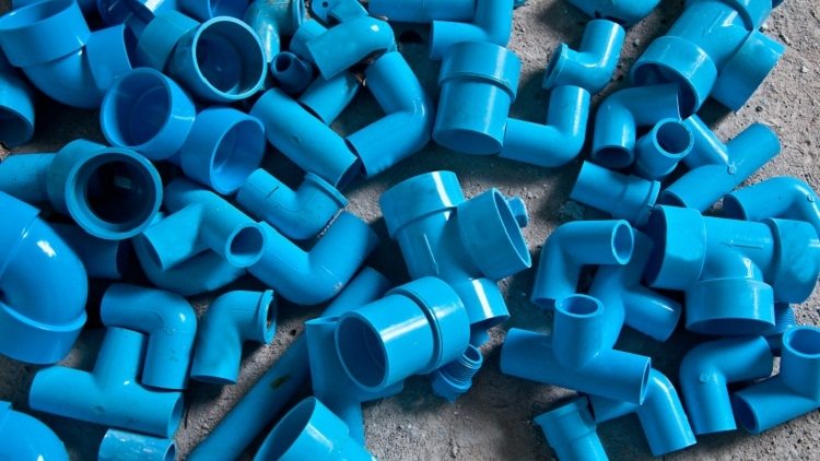 Tuyaux et raccords en PVC