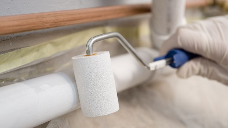 Pour lutter contre la condensation, vous pouvez envelopper les tuyaux hermétiquement avec un chiffon, puis appliquer une couche de peinture Condensation sur les conduites d'eau froide que faire