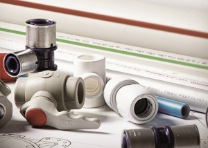 Tuyaux et raccords en PVC pour l'alimentation en eau